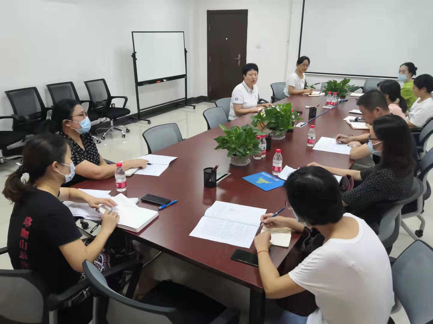 clip_image003.jpg clip_image003.jpg